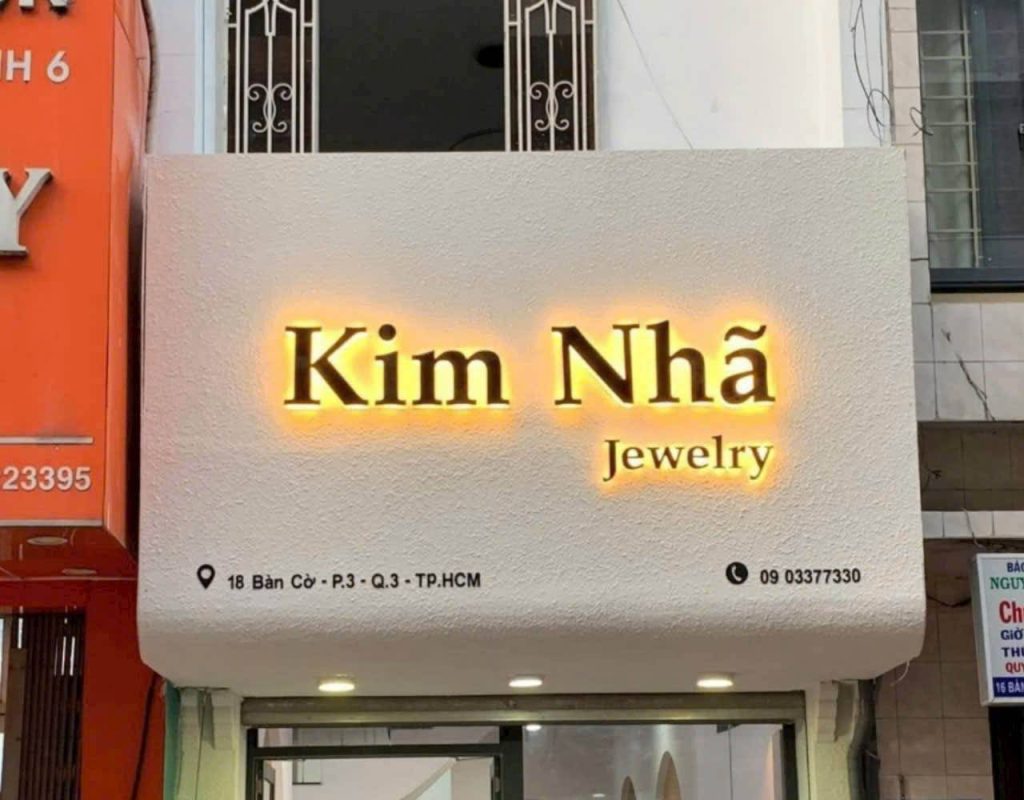 sua bang hieu quan phu nhuan