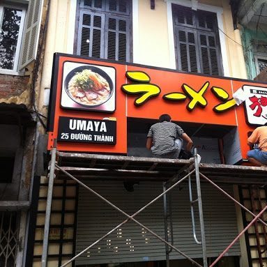 Lưu ý về lắp đặt bảng hiệu khu vực quận 1